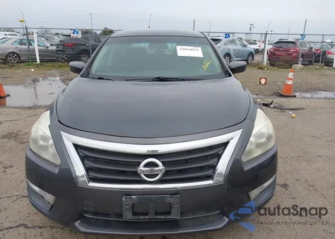 2013 Nissan Altima 2.5 Sv z USA, uszkodzony, nr VIN 1N4AL3AP6DN424533